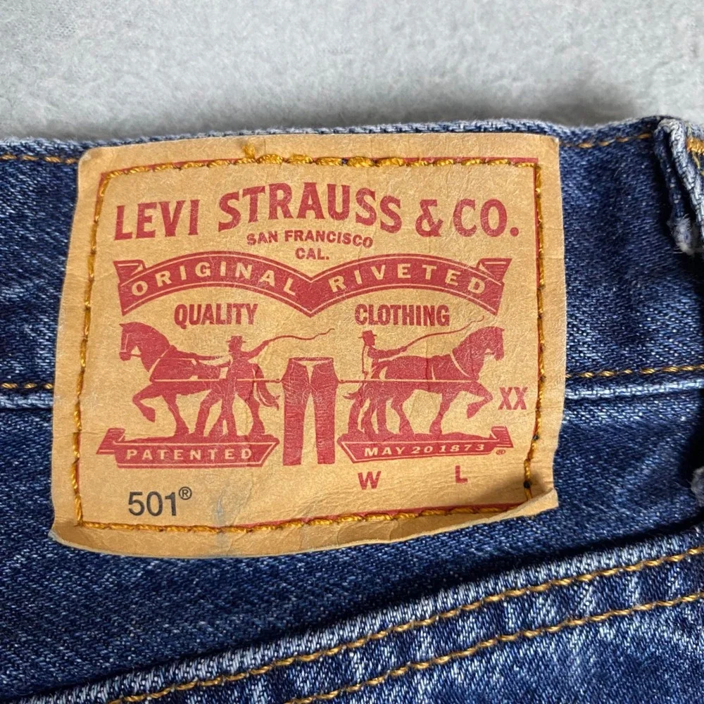 Levis 501 Original Straight Leg Button Fly Jeans Mens 26 Blue‎ Indigo